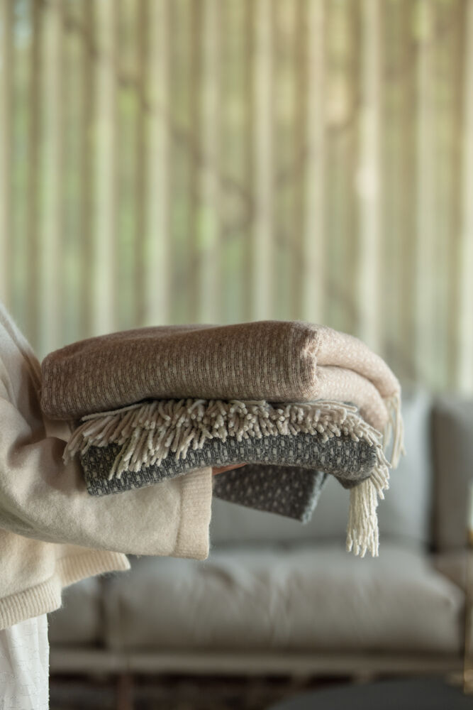 Kosta Linnewäfveri villaviltti Alba